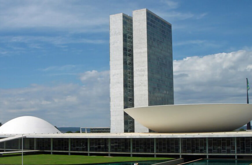 Congresso brasileiro aprova nova lei ambiental